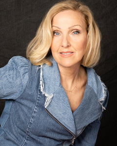 Deborah Lindquist featured in VoyageLA Rising Stars interview – sustainable fashion designer portrait