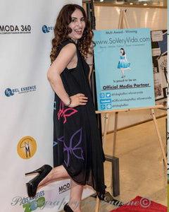 vida ghaffari in green queen at moda 360