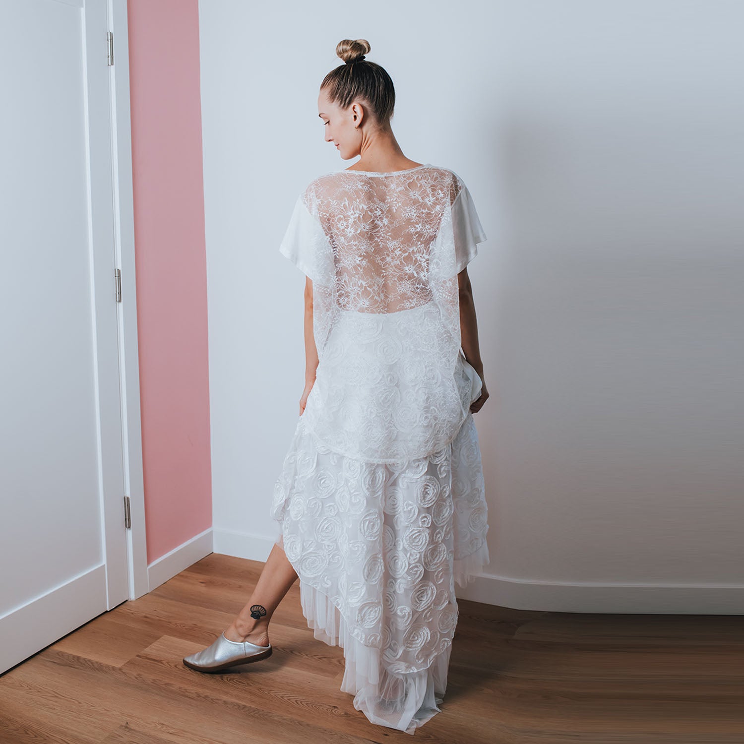 model in white organic cotton with chantilly lace tshirt
